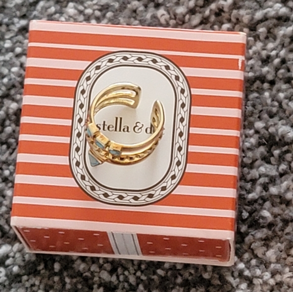 Stella & Dot Triple Ring - Picture 13 of 16